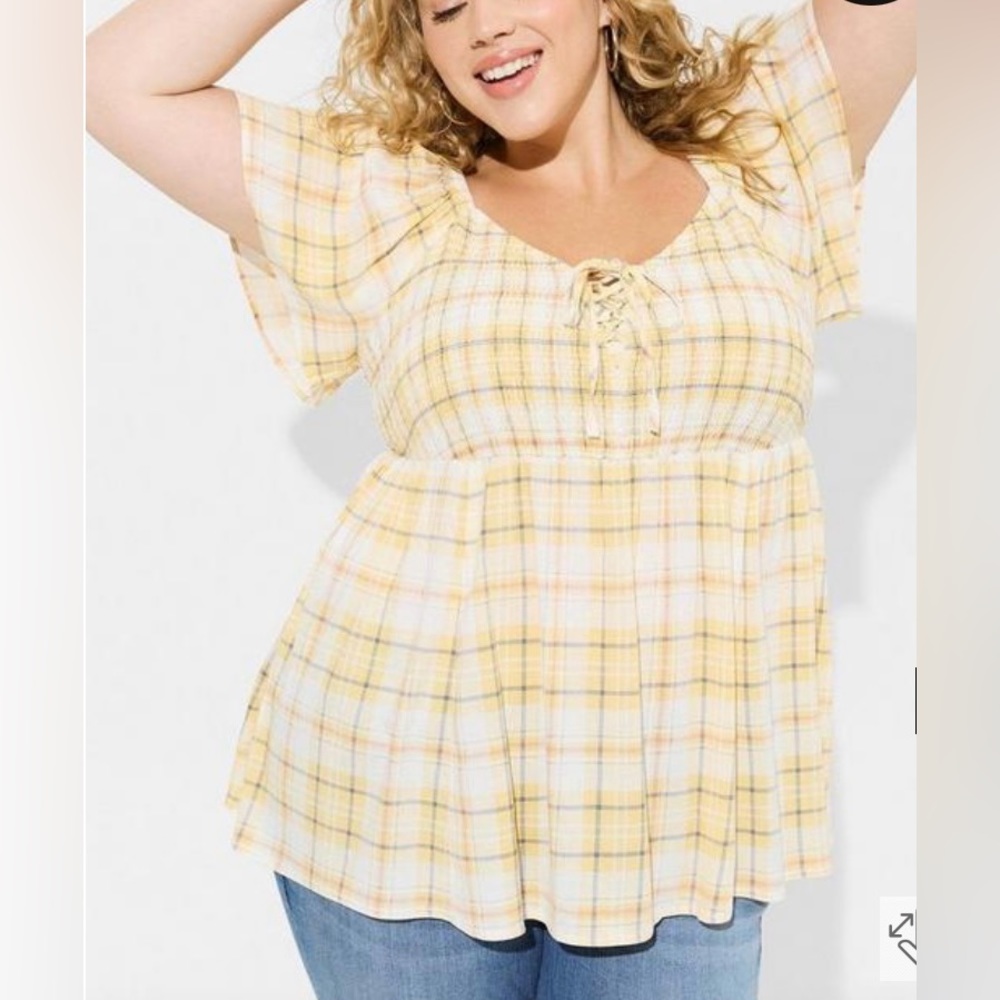Torrid Rayon Slub Smocked Bodice Flutter Sleeve Top Size 1X